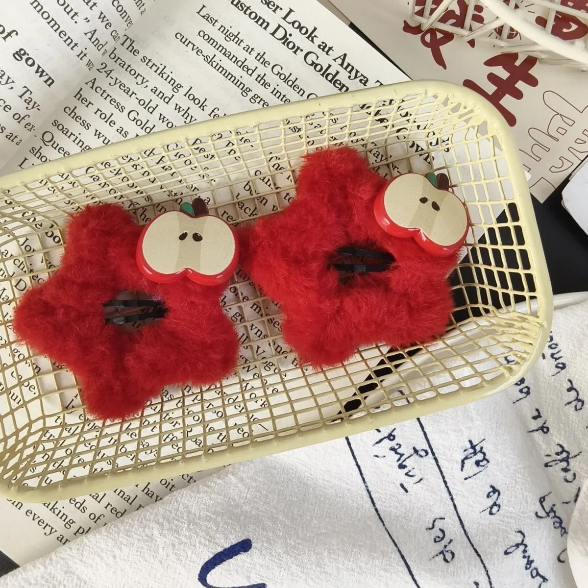 2PCSRed Faux Fur Apple Hair Clips,Cute Fruit-themed Hairpins,Soft Fluffy Hair Accessories For Women, Adorable Fashion Hair Decor