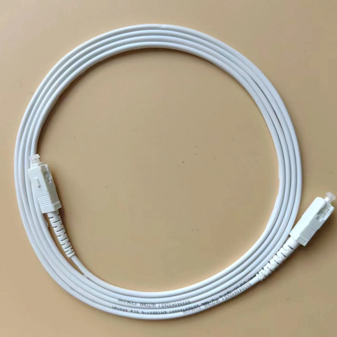 Fiber Optic Cable Fiber Optic Patch Cord SC UPC to SC UPC 1.5M 2M Single Mode FTTH White Jacket Connector Fiber Optic Extension Cable