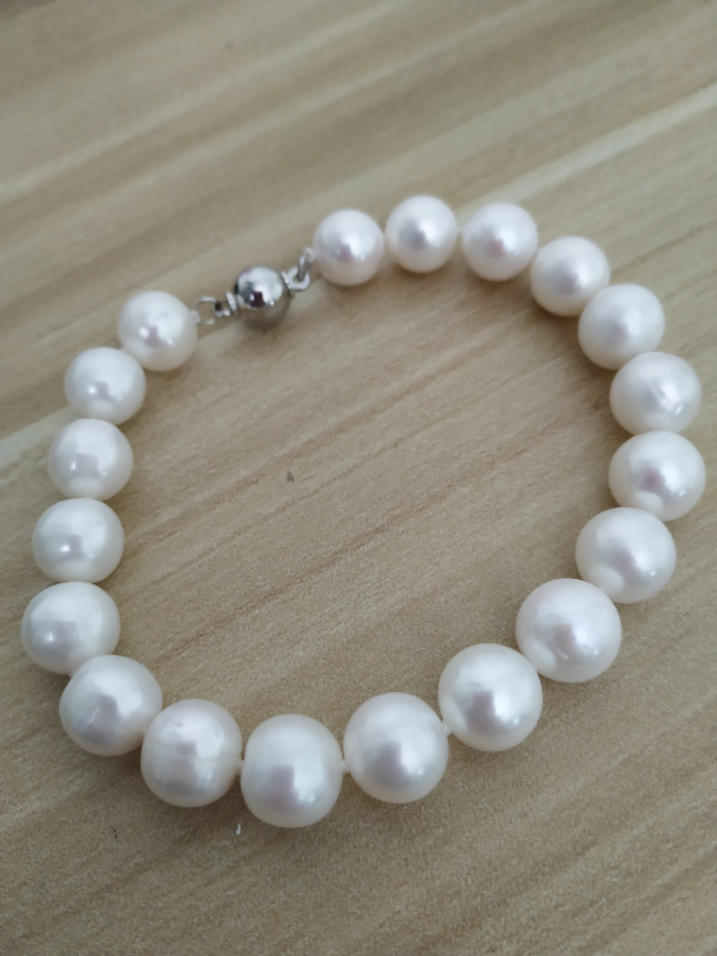 

NEW AAAA 10-11mm South Sea Genuin White Pearl BRACELET 7.5-8"