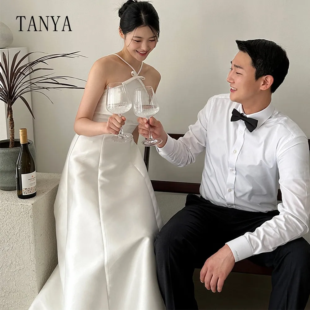 Elegant Satin Wedding Dress For Women Halter Neck Sleeveless A Line Floor Length Korea Wedding Photoshoot Simple Bridal Gown
