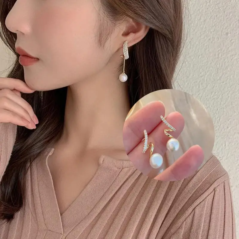 Geometric Stud Earrings Fashion Imitation Pearl Heart Dangle Earrings Women Vintage Drop Earrings Girl Jewelry Gift