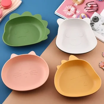 Piatto da tavolo in osso diviso per animali dei cartoni animati Piatto da frutta in plastica a forma di gatto con orso di dinosauro addensato creativo Snack 1