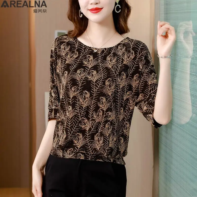 

Kawaii Peacock feathers Women Funny T-shirts Fashion Shiny elastic Tops Tee Clothes bat sleeve Bright Retro t shirt for women