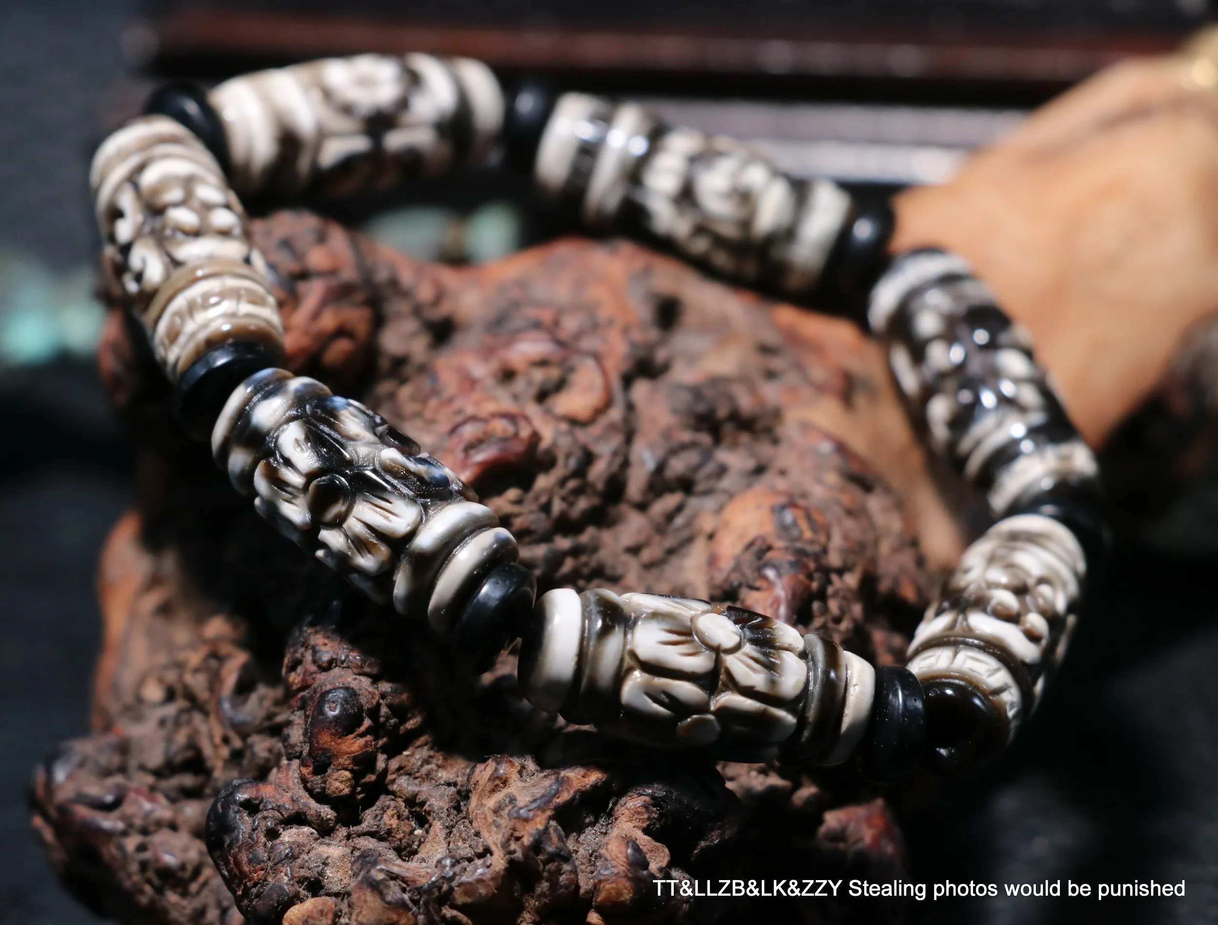

Мужской браслет из тибетского старого агата Power Energy OM Lucky Cloud Sculptural Tube бусины дзи 2022 Amulet LZK Timestown UPD53
