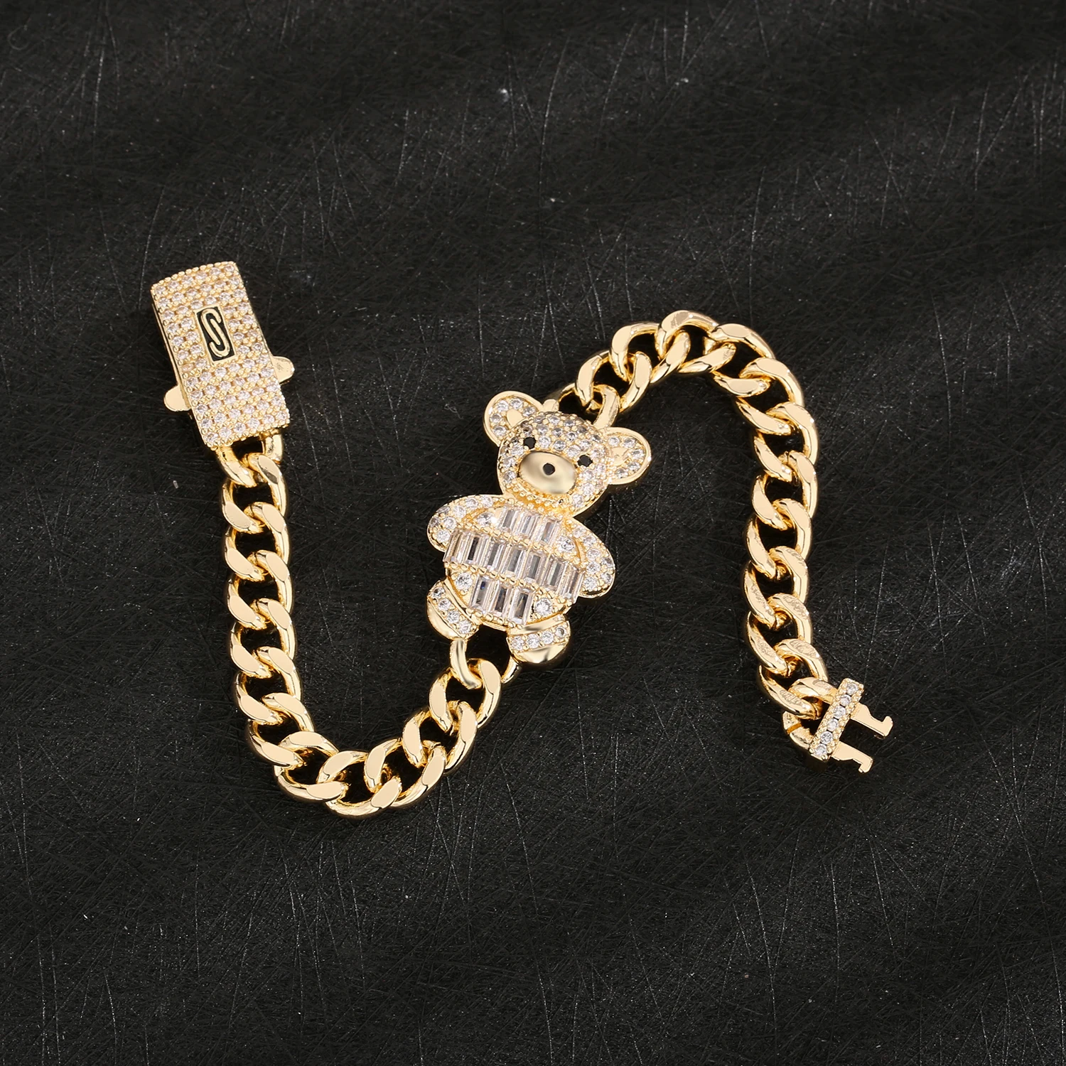 Original and Cute Teddy Bear Women's Bracelet CZ Crystal Animal Bracelet Engagement Party Gift Daily Necessities