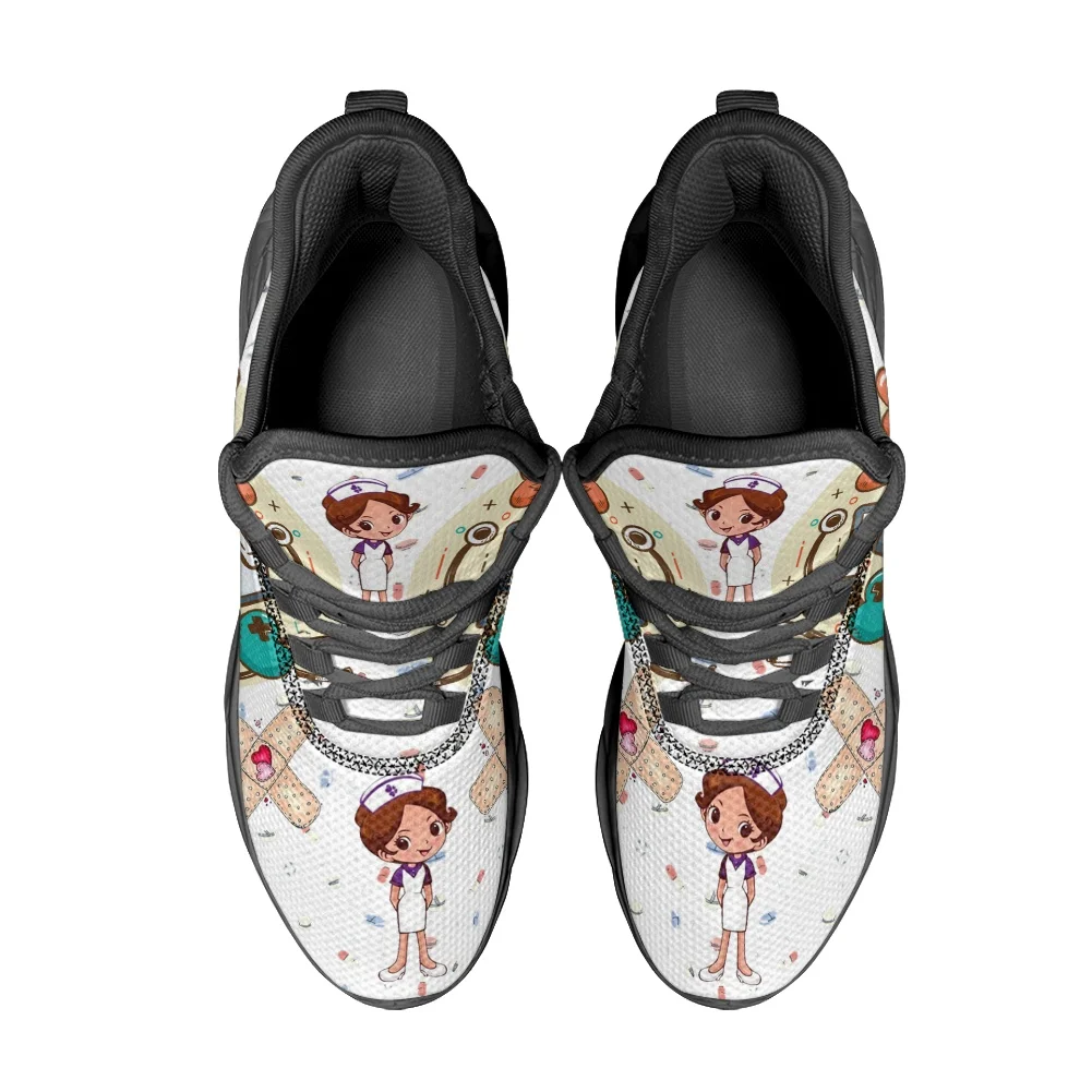 Sneakers da donna di Design di marca scarpe da allattamento bianche Cute Cartoon Nurse Doctor Medical Print scarpe basse stringate leggere