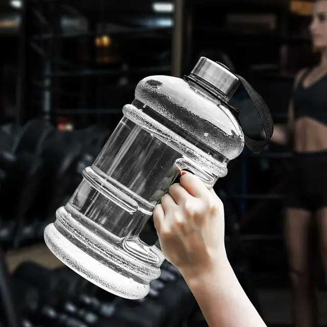 New 2L PETG Large Capacity Water Bottle Training Sports Workout Drink Bottle Shaker Bottle With Handle Outdoor Gym Gallon Bottle 5