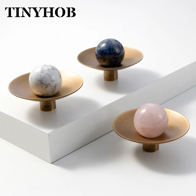 มือจับตู้ครัวหินลายจุดสีบรอนซ์โบราณ Tinyhob พร้อมฐาน / มือจับตู้ทองเหลืองสำหรับตู้รองเท้า 1