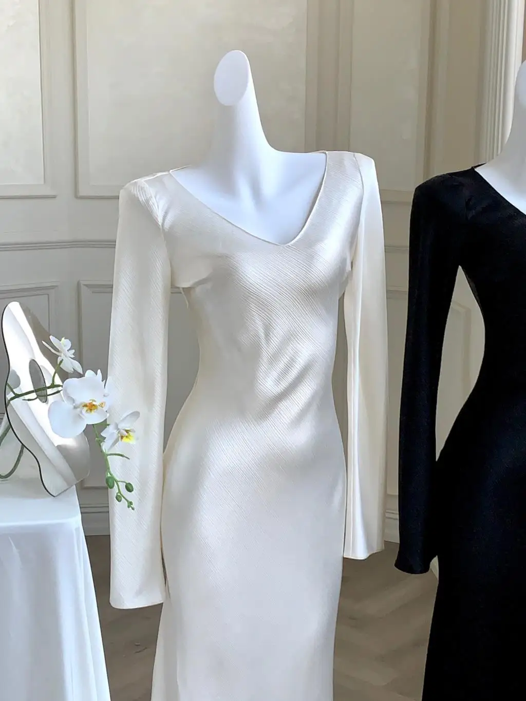 Vestidos largos de satén de otoño para mujer, vestido de fiesta de noche para boda, vestido de graduación, vestido de sirena de una pieza con cuello en V y mangas largas