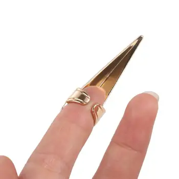 Strumenti per la selezione dei capelli: Anello in metallo per separare i capelli, Pettine per sezionare, per intrecciare, arricciare, acconciare ed estendere i capelli