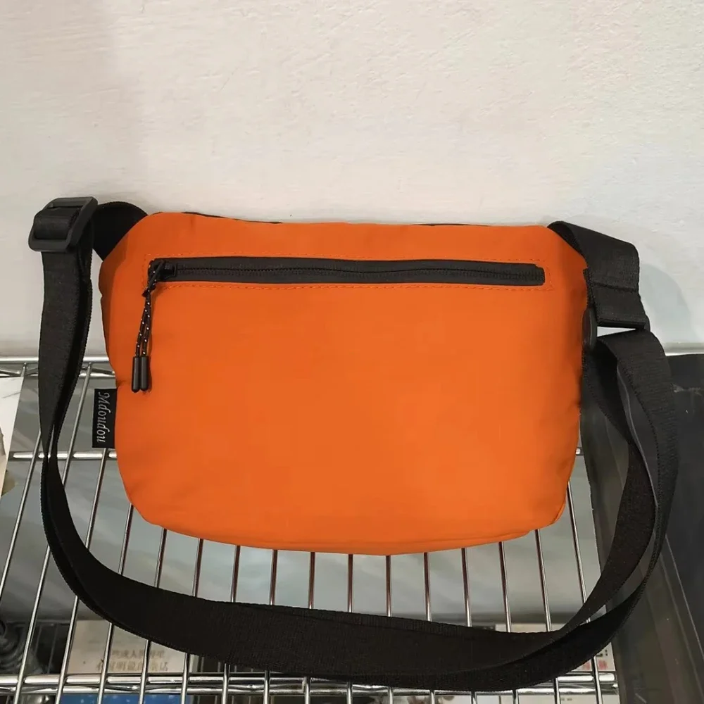 Sling Bag for Cycling & Commuting, Lightweight Large Capacity Travel Shoulder Bag, Unisex Sports Waist Pack Casual Outdoor