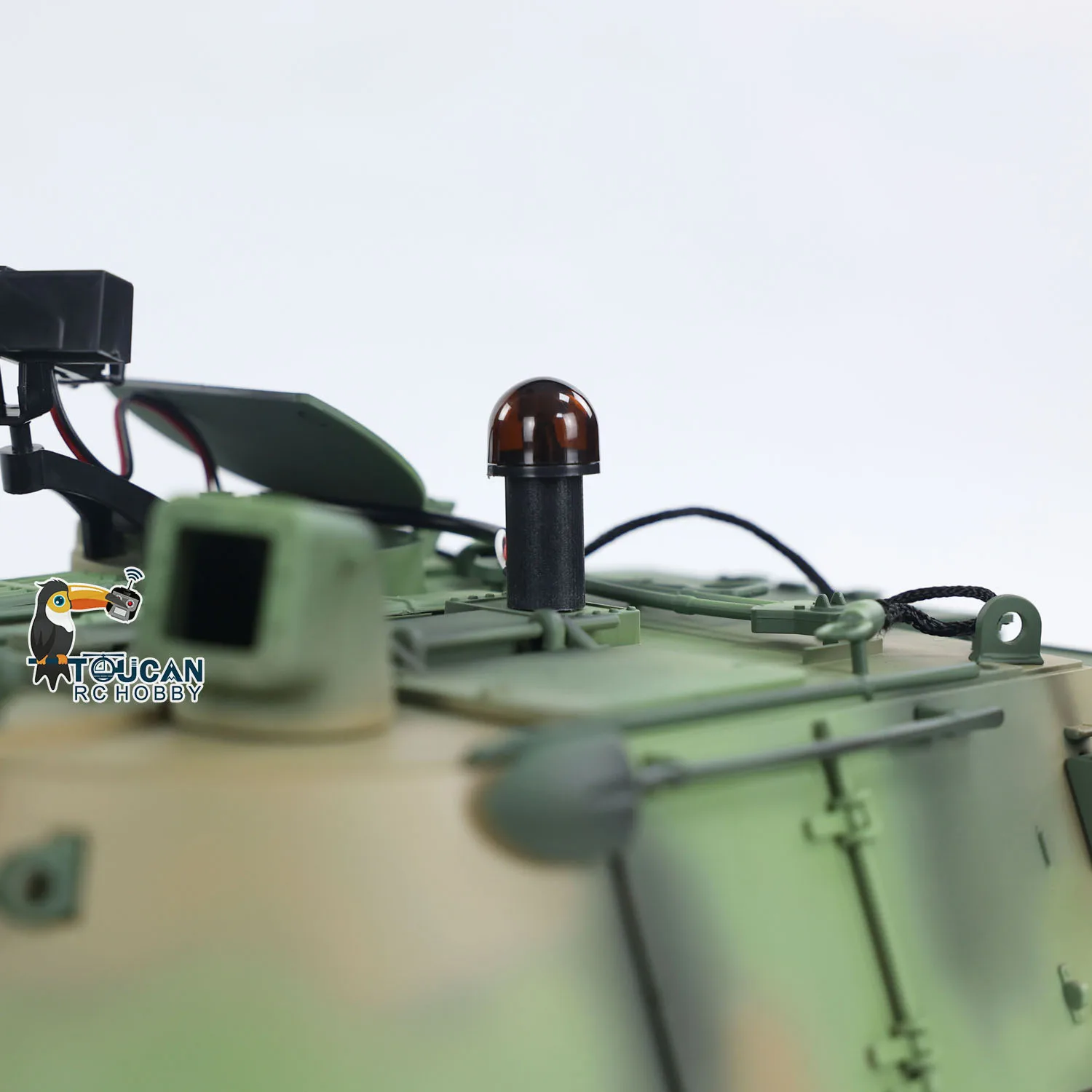 SALE Tongde M109A2 RC 1/16 Military Battle Tank Model Self-propelled Howitze RTR Infantry Fighting Vehicle Light Sound Smoke Toy 6