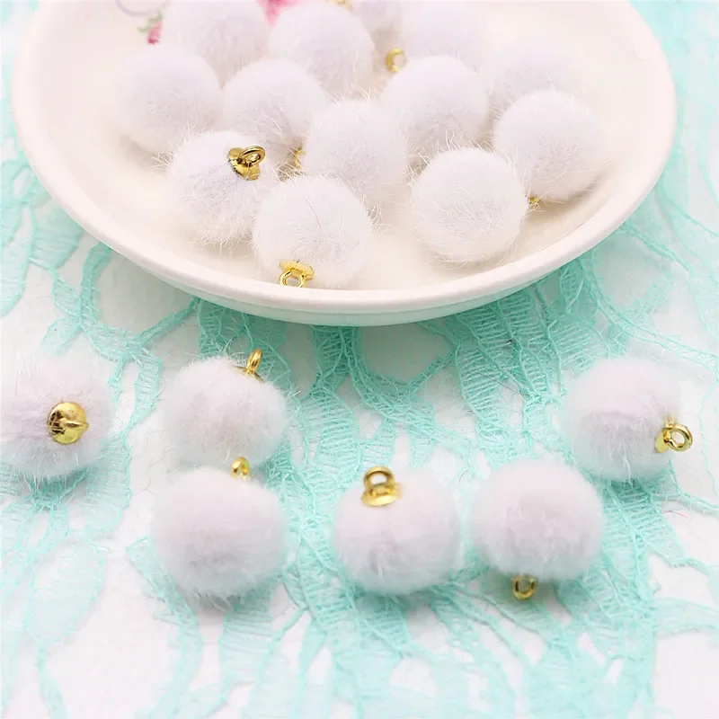 15mm 모조 밍크 모피 볼 펜던트 귀걸이 목걸이 펜던트 귀걸이 가방 액세서리 수동 DIY 부품 60pcs 240pcs