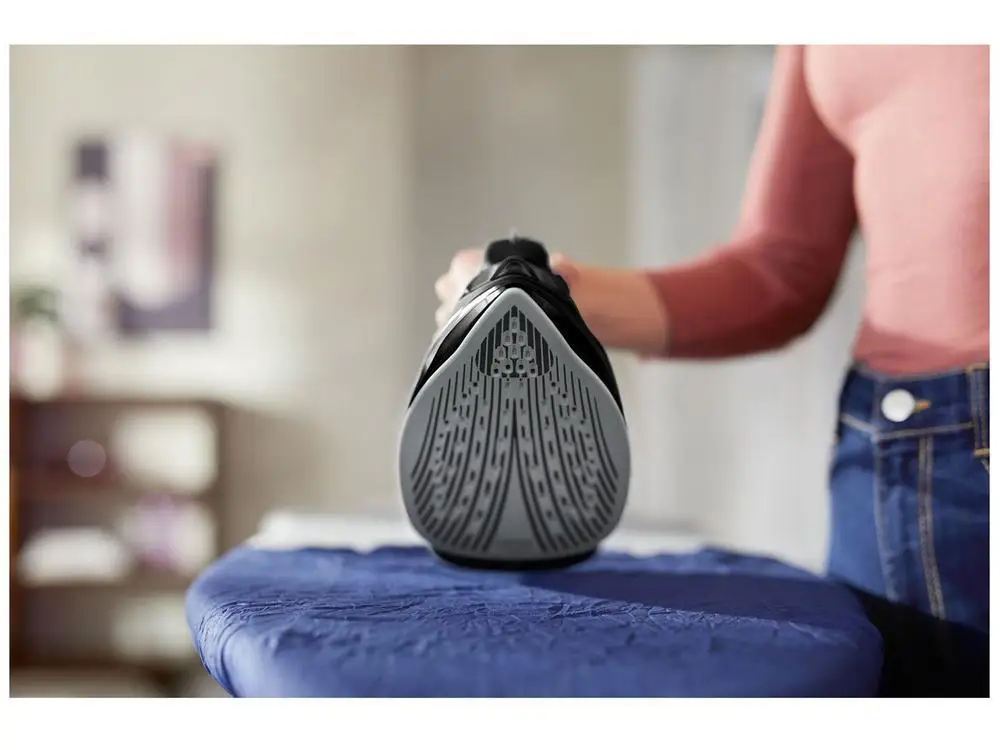 Ferro de Passar Roupa a Vapor Philips - 5000 Series DST5040 Preto - 220V 3