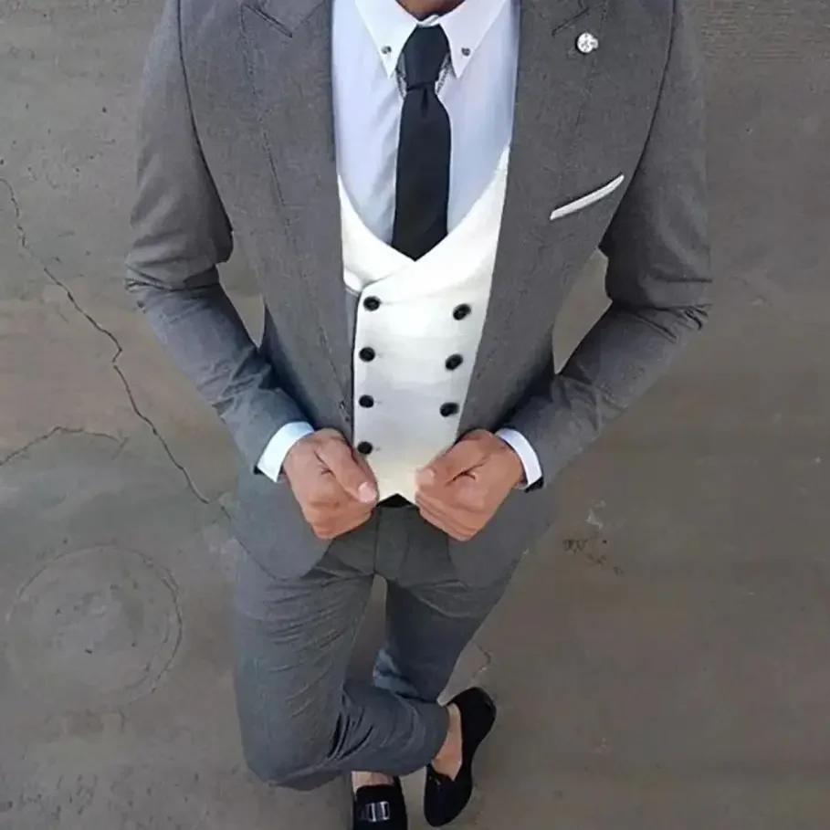 

Men Suits Three Pieces(Jacket+Pants+Vest) Set New Slim Fit Formal Wedding Custom Made Italian Fashion Male Clothing