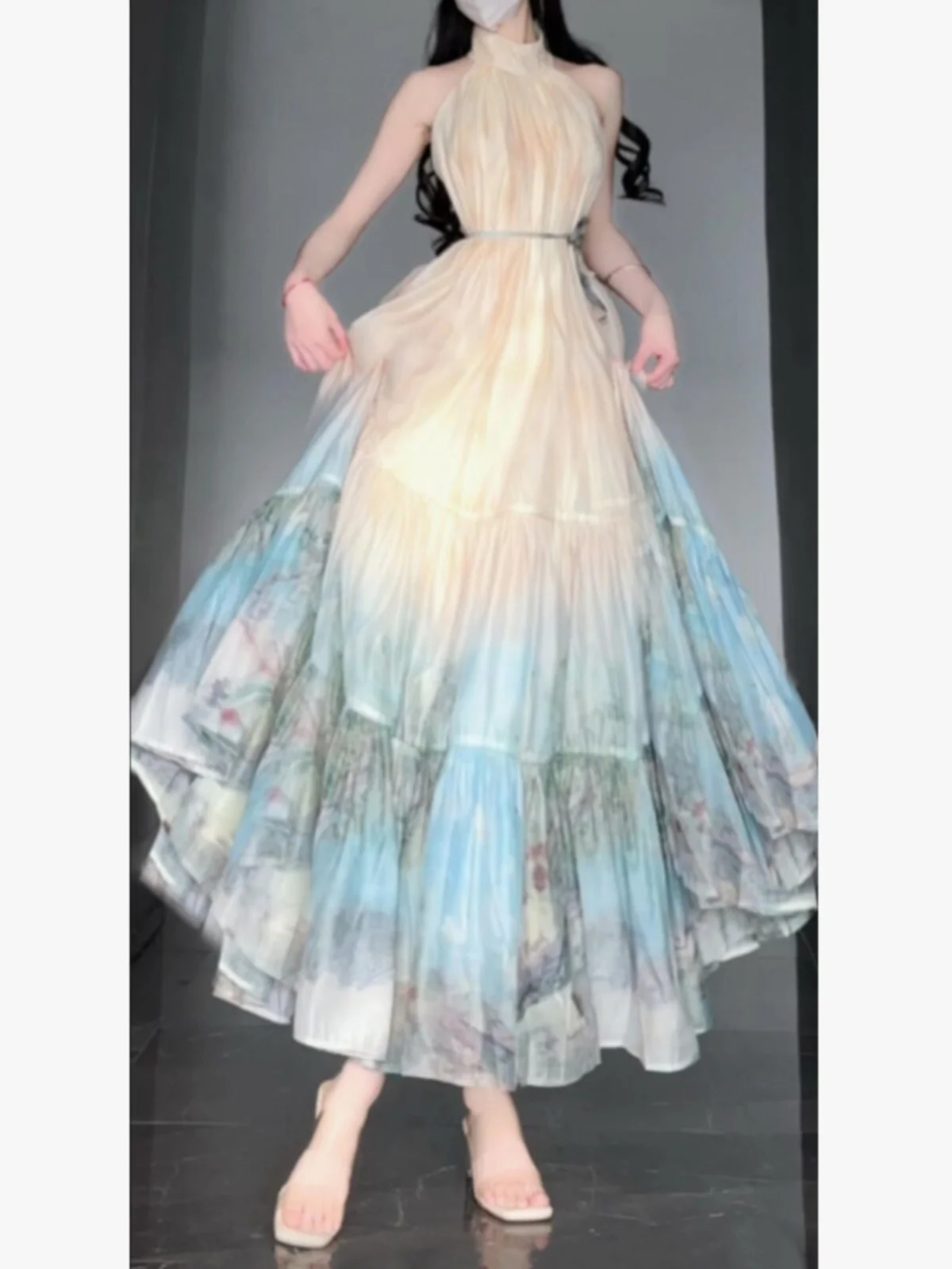 

New Chinese Style Printed Dress Women's Summer Dignified Sense of Design Halter Long Skirt Seaside Holiday Gradient