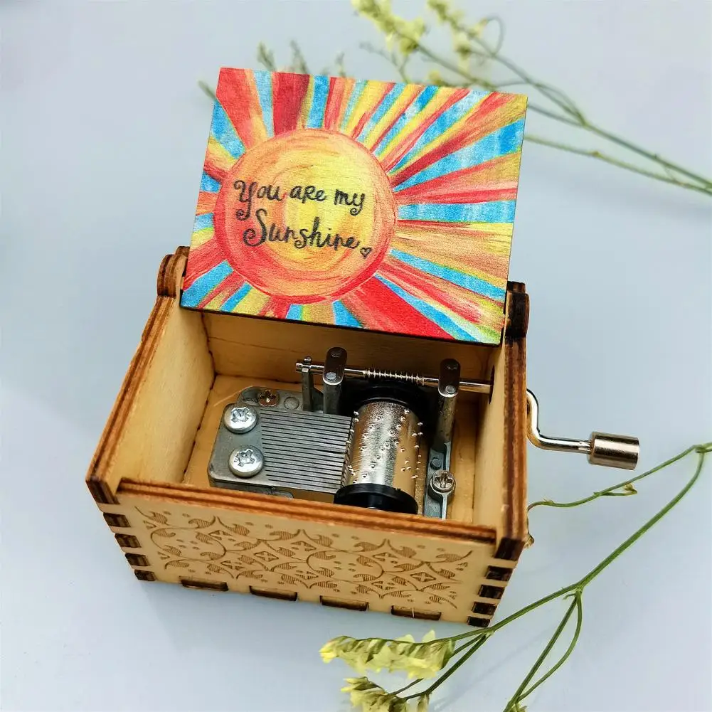 Music Box Mechanical Movement Vintage Crisp Singing Handicraft Decorative Boxwood Hand-cranked Wood Music Box Home Decoration