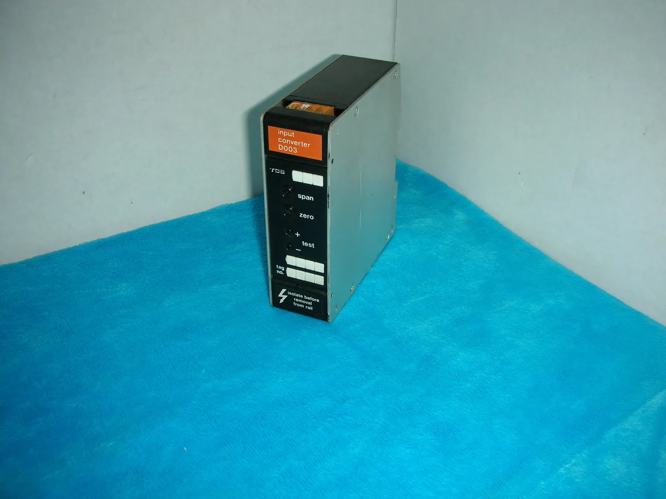 

1PC ★ D003 D003/V/PRT100/0:400/DEG I29464 EUROTHERM