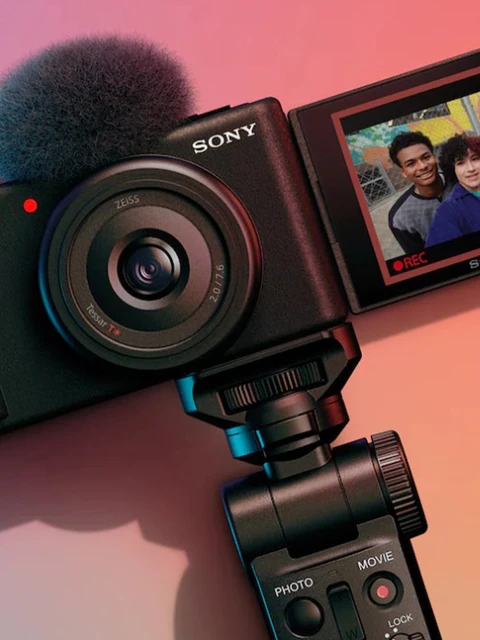 Sony ZV-1F Vlogging Camera with Vlogger Accessory Kit