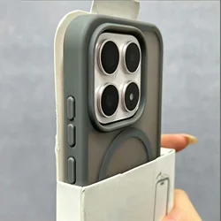 Cover Magnetico Traslucido Frosted Compatibile con Ricarica Wireless - Cornice in TPU Morbido e Custodia Ingegnerizzata in PC Shockproof