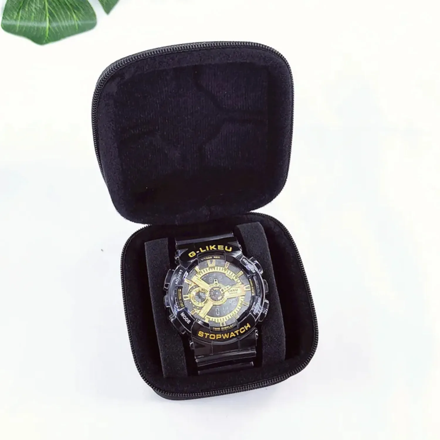 Watch Organizer Box Carrying Case Travel Storage Box EVA Watch Protector Portable Jewelry Hard Case with Pillow for Wristwatches