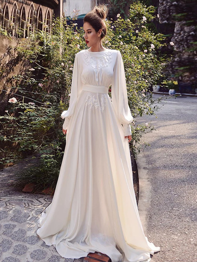 

Simple A-Line Soft Satin Wedding Dresses Boho Lace Appliques Long Puff Sleeves Bridal Gown Vintage Wedding Party Gowns
