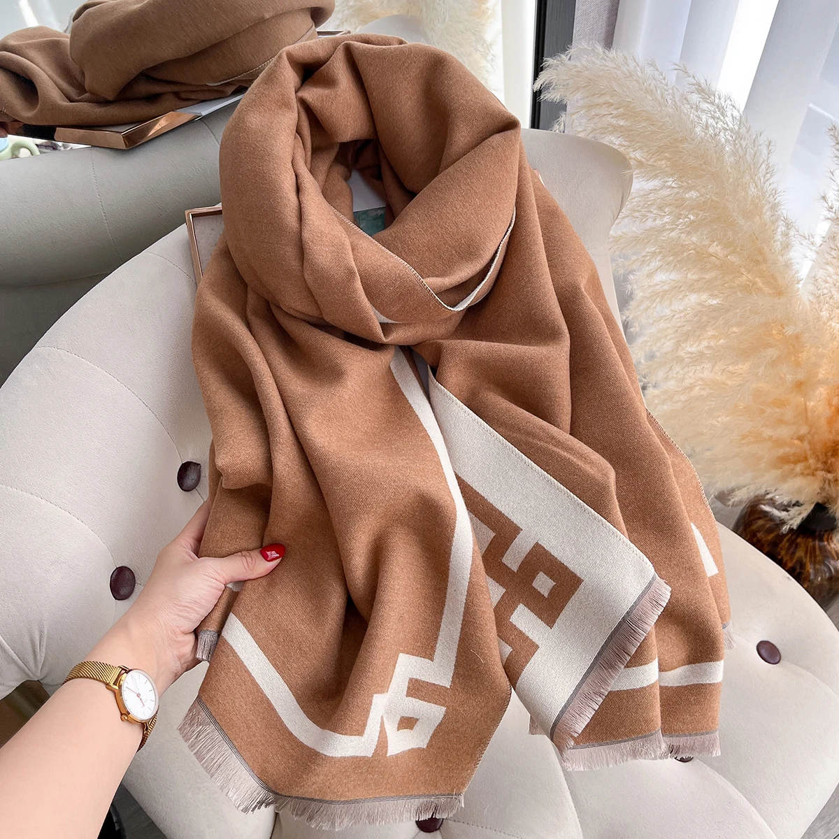 2025 Luxury Winter Cashmere Scarf Women New Design Warm Pashmina Blanket Poncho Scarves Female Print Shawl Thick Foulard Bufanda