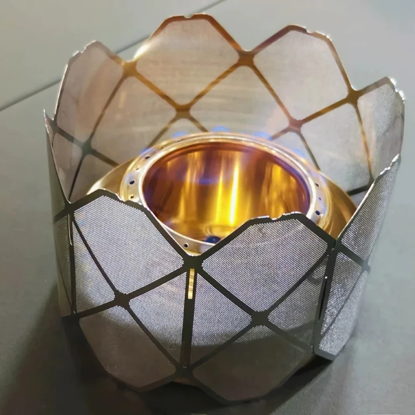 Outdoor Gas Stove Windscreen Stainless Steel Portable Alcohol Stove Rack Ultralight Camping Windshield for Outdoor Camping