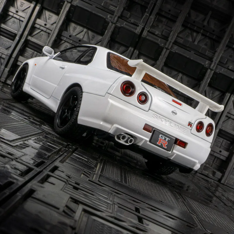 1:18 닛산 GT-R34 스카이라인 합금 자동차 모델 슈퍼 스포츠카 음향 광학 풀백 스티어링 어린이 장난감 도어 열림