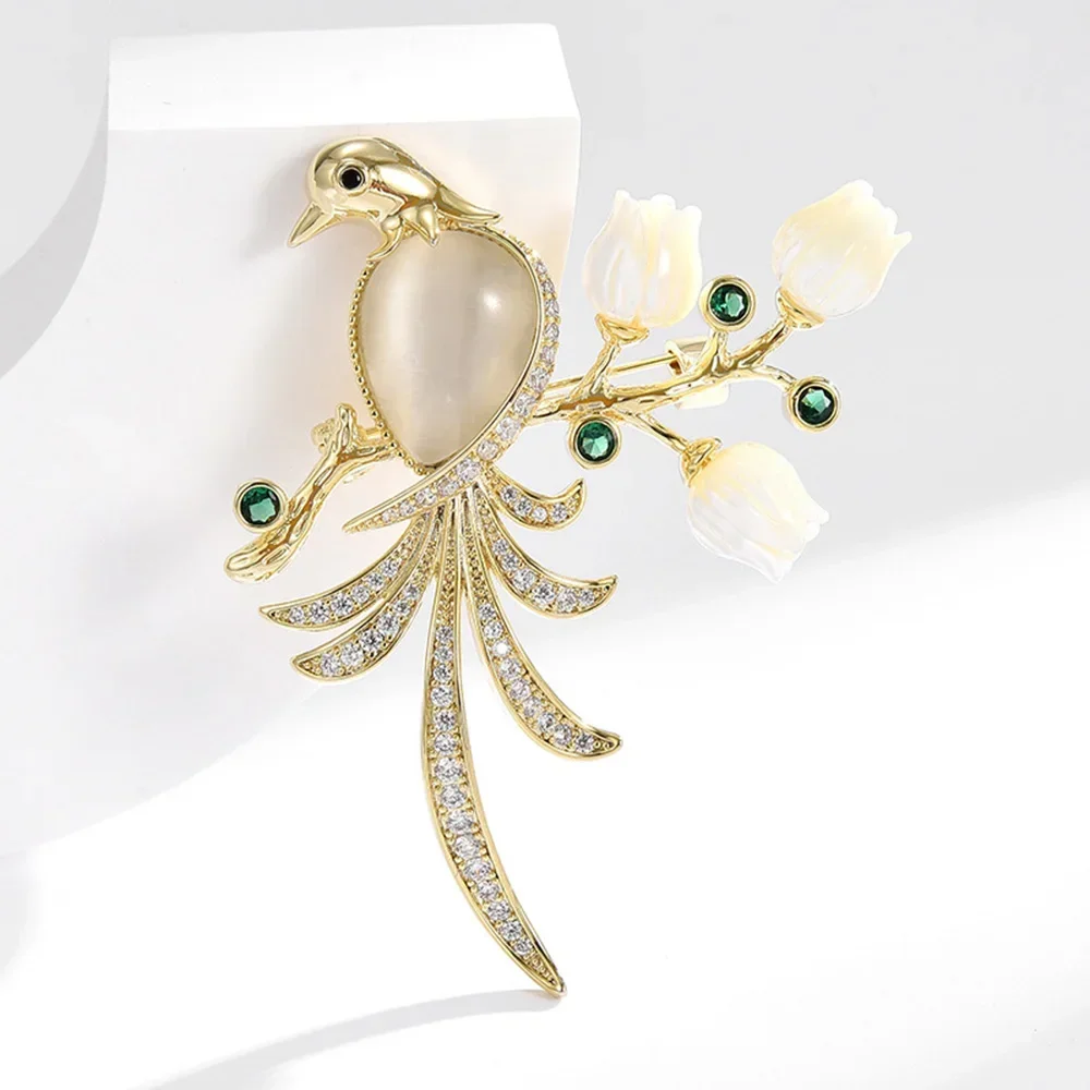 Luxurious Magpie Brooch for Women Rhinestone Opal Brooches Suit Collar Animal Badge Banquet Jewelry Accessories Gift