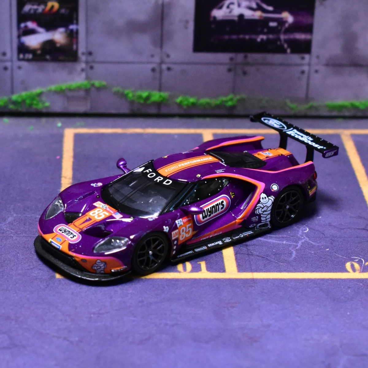 

Модель автомобиля под давлением MiniGt 1:64 Ford GT85 438
