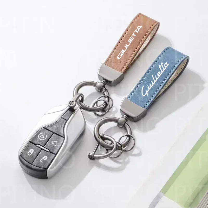 For Alfa Romeo Giulietta Leather Car Keychain Buckle 360 Degree Rotating Horseshoe Key Rings Leather Keychain Auto Accessories