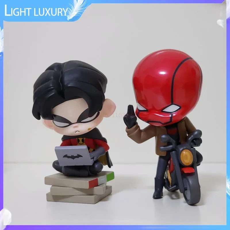 Nuovissimo Genuino Dc Gotham City Action Figure Batman Catwoman The Joker Harley Quinn Q-Version Figure Model Collection Toy