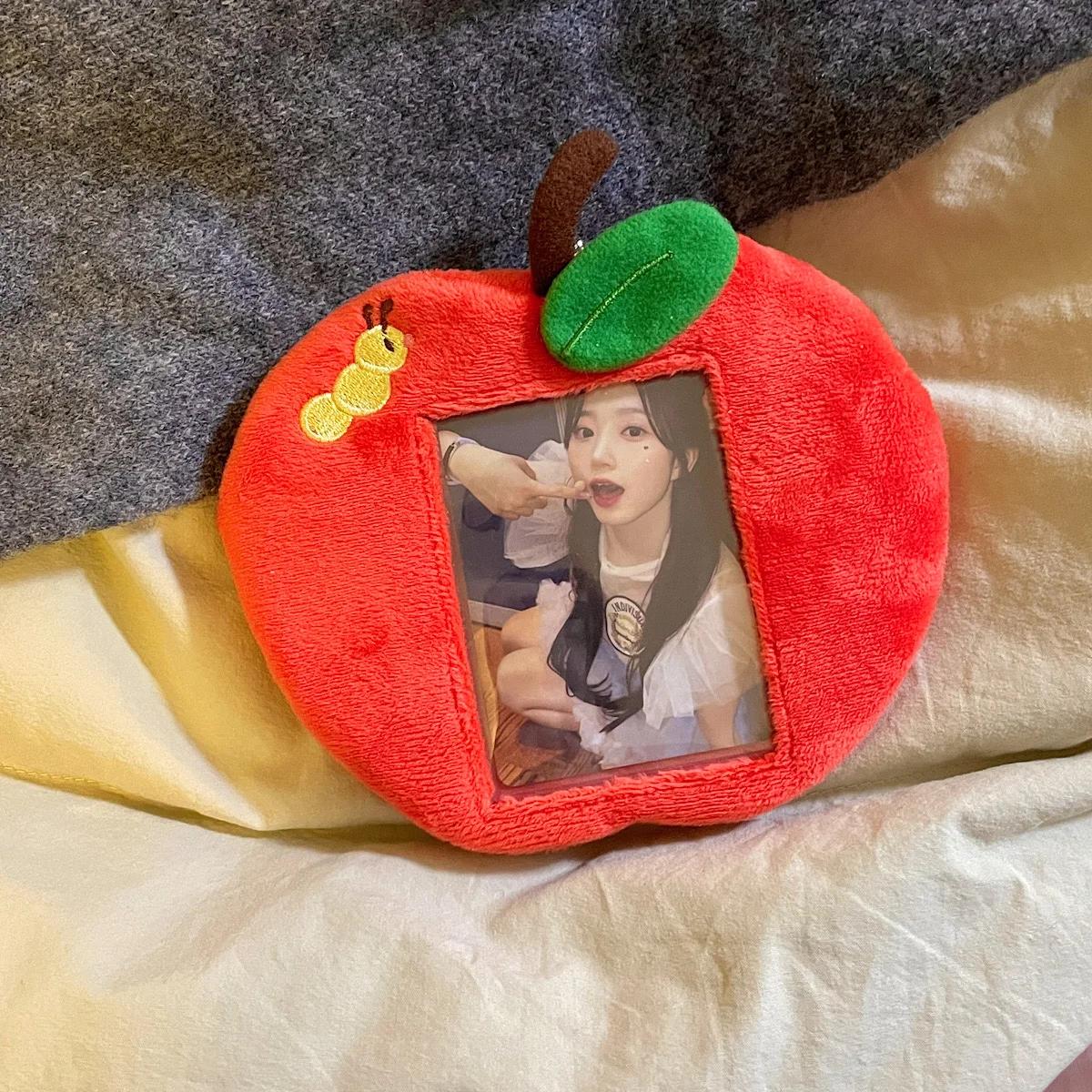 MINKYS Cute Red Apple Fluffy 3 inch Kpop Photocard Holder Photo Card Holder Bag Pendant School Stationery 2