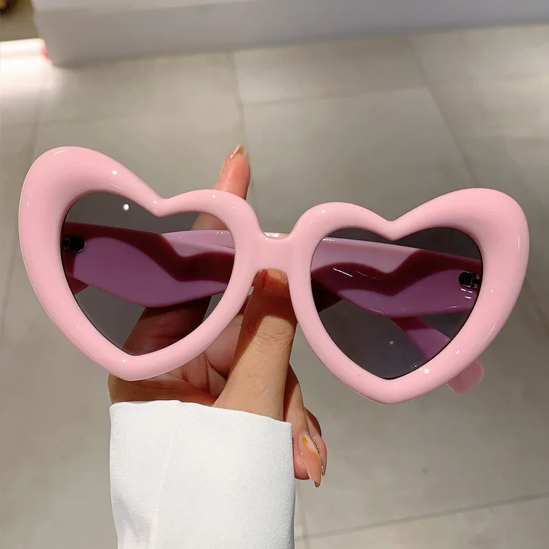 Y2K Oversized Luxury Brand Designer Love Heart Sunglasses Women