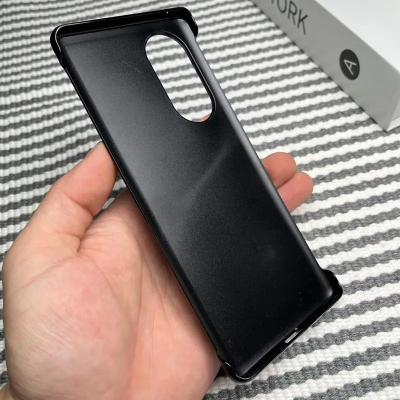 Huawei Honor Pro Hard Carbon Fiber Magnetic Wireless Charging Slim Protective Back Cover