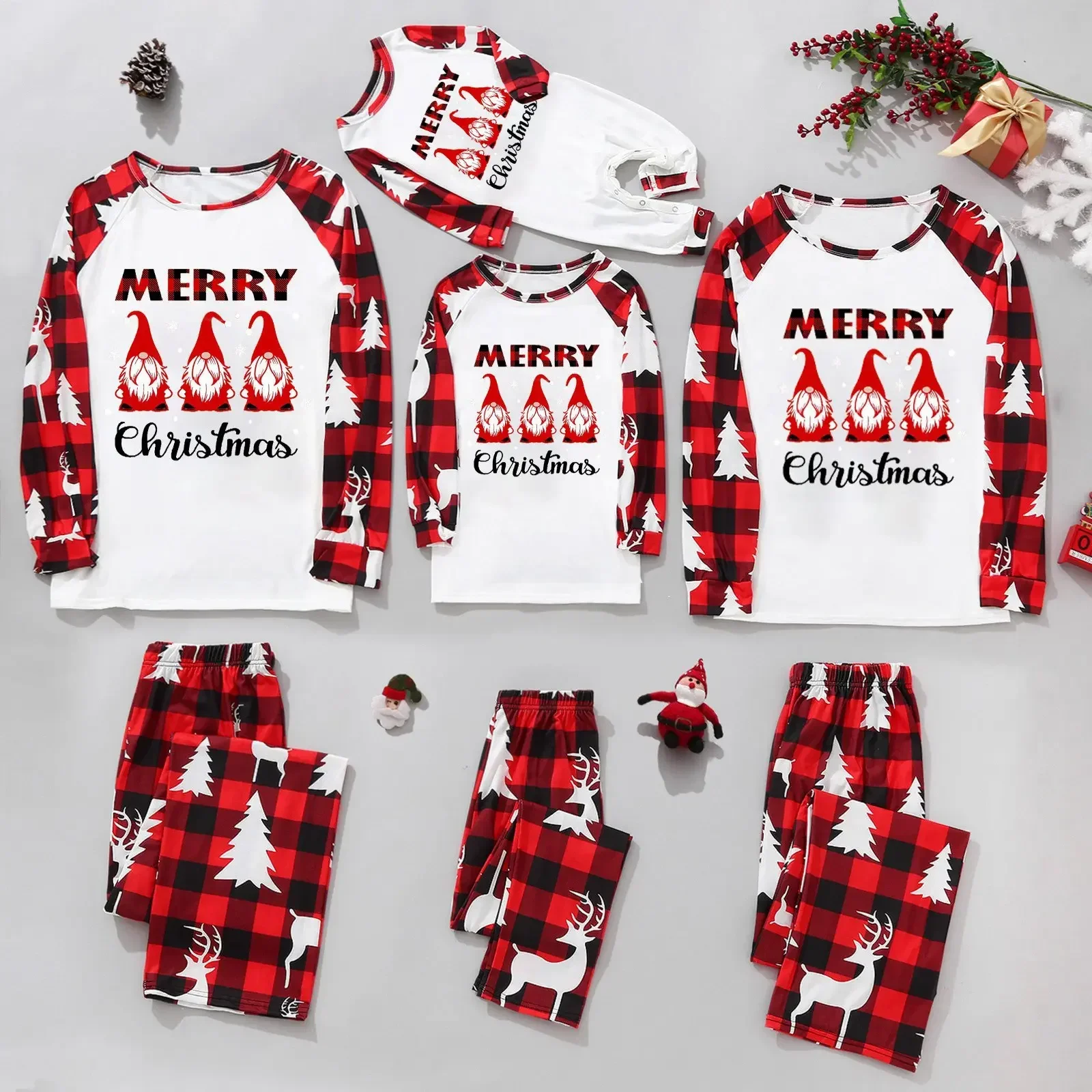 Conjunto de pijama con estampado de ciervo y alce para Navidad de invierno 2025, conjunto a juego para mamá, hija, papá e hijo, ropa de dormir suave y bonita, aspecto familiar navideño