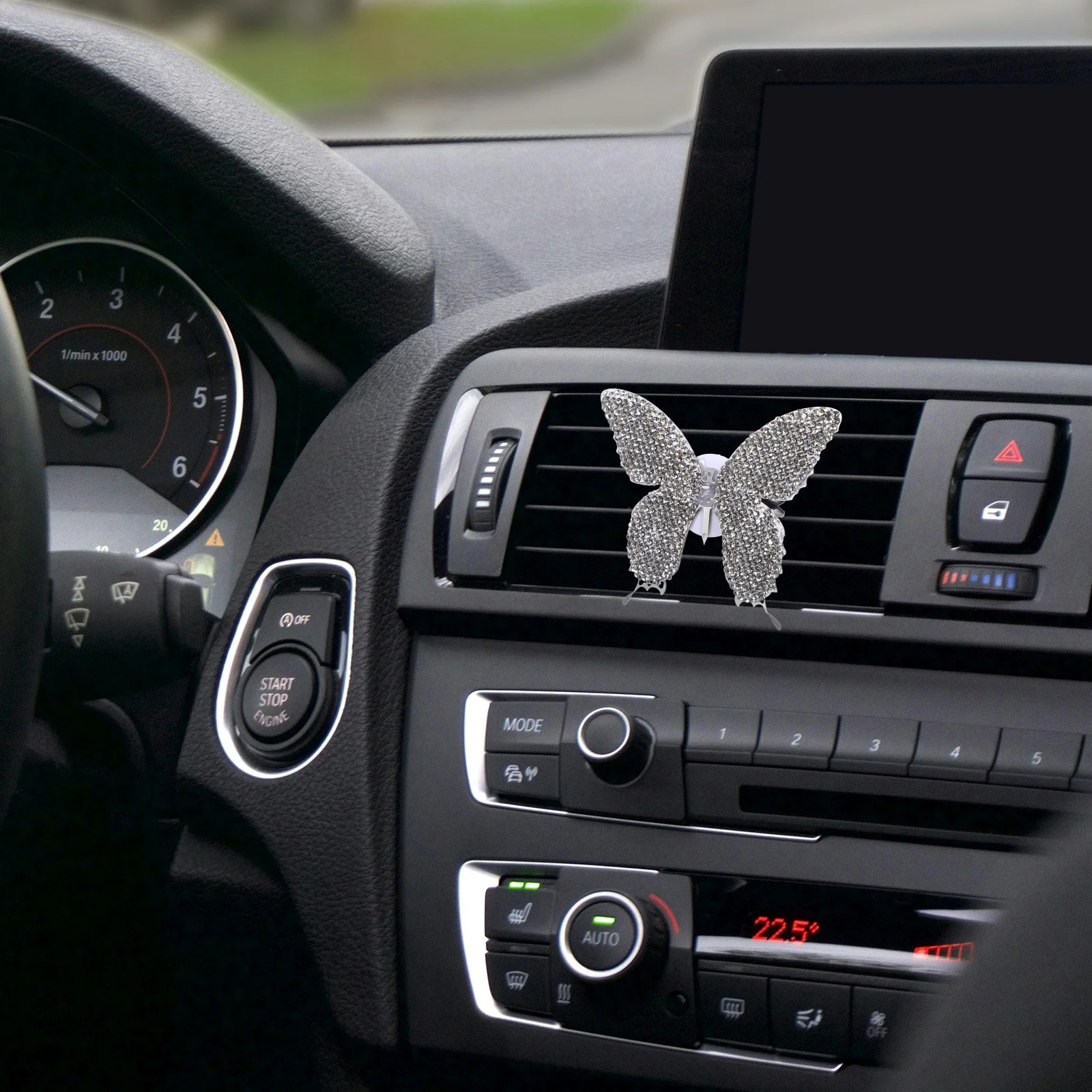 �ڵ��� ��ǳ�� Ŭ�� ���ν��� ���� �Ʒθ� ���ǰ ���� ���ӵǴ� ��� �ڵ��� ���� ��� �Ϳ��� ���� û���� ������ �ڵ���