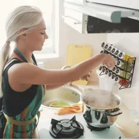 Étagère de rangement murale en fer pour cuisine, grande capacité, design incliné, facile d'accès, étagère de rangement multi-niveaux pour les assaisonnements 2