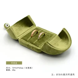 Luxurious Green Velvet Jewelry Box with Dual Openings (Double ring box)