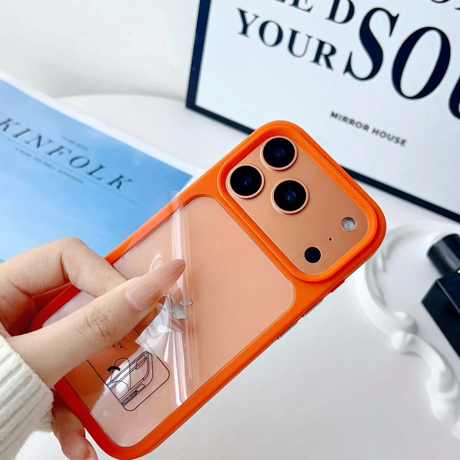 Transparent Skin Feel Shock Resistant Phone Case with TPU Border and Hardware Buttons
