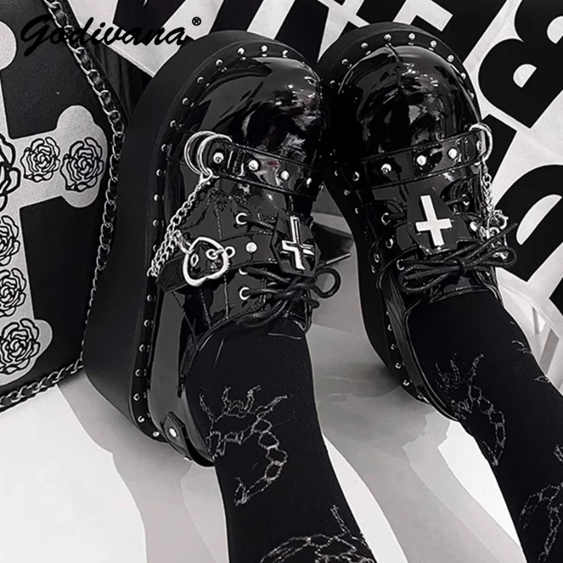 Original Lolita Punk Style Y2K Hot Girl Platform Leather Shoes New Spring Round Toe Women Cross Chain Black and White Pumps