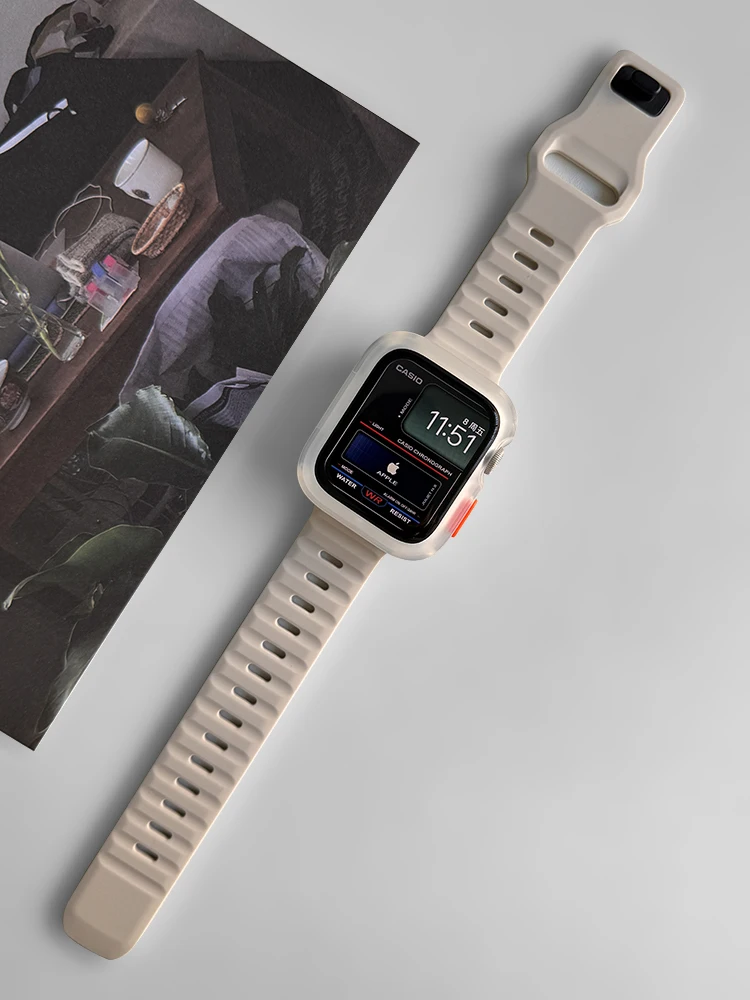 Protective Silicone Case and Strap Set