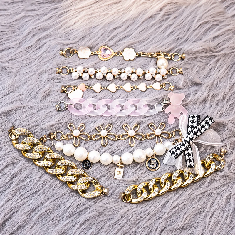 1pcs Luxury Bling Pearl Chain Croc Charms Heart Shoe Charm Accessories  Pearls Croc Jeans Clogs Decoration Girls Gift