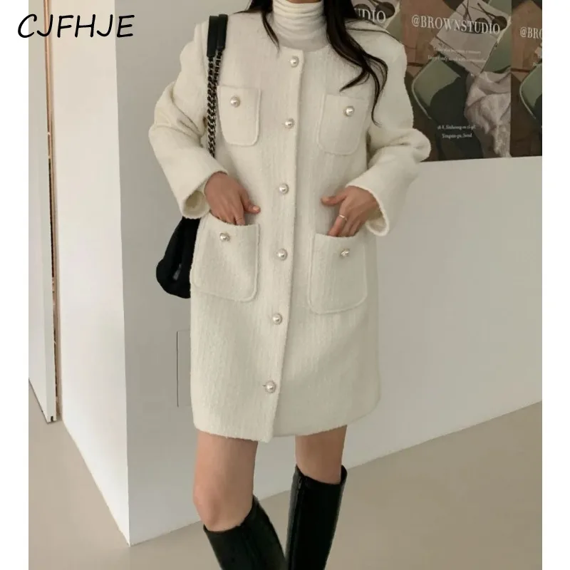 

CJFHJE Autumn Winter Round Neck Single Row Pearl Buckle Loose Coarse Tweed Jacket Women's Black Off White Medium Length Coats