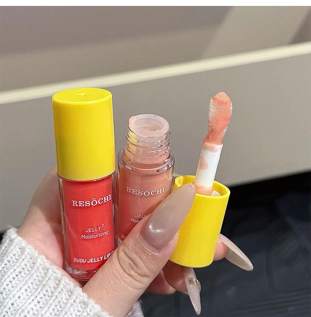 Hydraterende lippenolie voor een nude finish en glanzend spiegeleffect_voghion.com