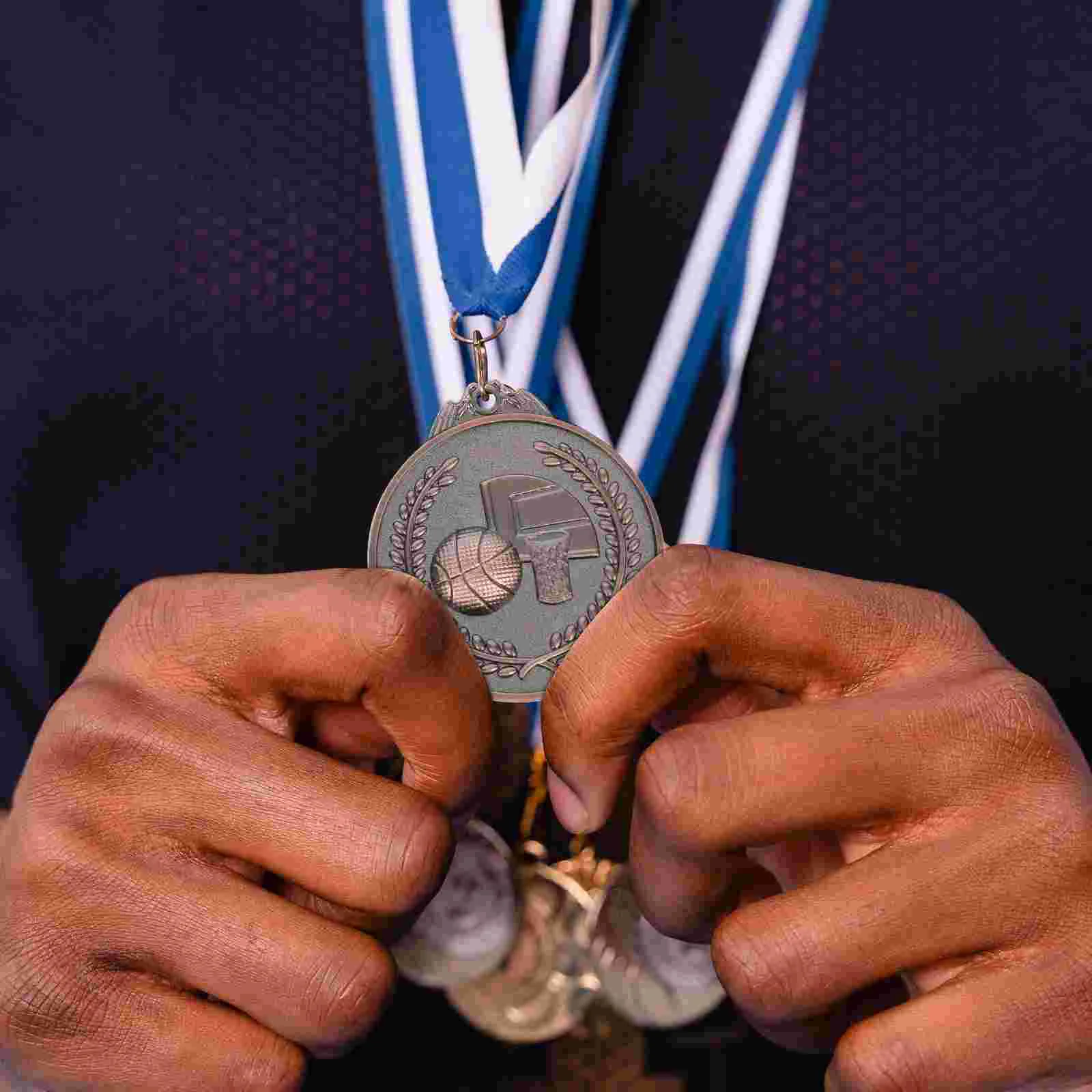 

3 Pcs Basketball The Medal Competition Bronze Zinc Alloy Sports Medals Champions Award