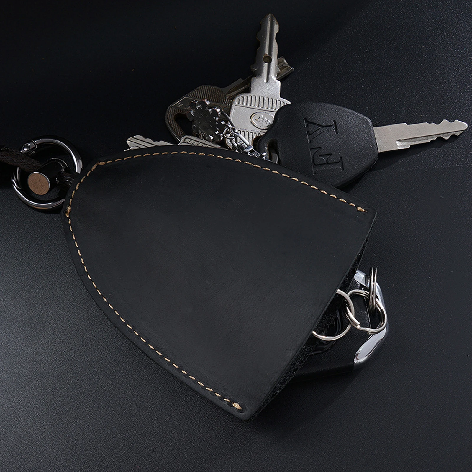Elegant Genuine Leather Key Holder Case with Key Ring – Handmade Protective Cover