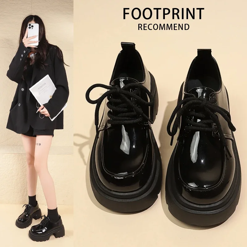 

Thick soled small leather shoes for women in spring 2024, new western-style fashionable lace up comfortable single shoes