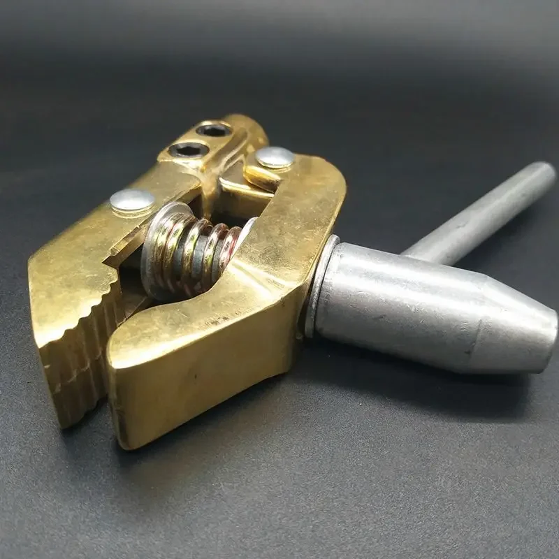 Rotary Welding Ground Clamp 600A Screw Style Earth Clamp for TIG MIG Stick Welder Machines Full Copper Max Pitch 37mm